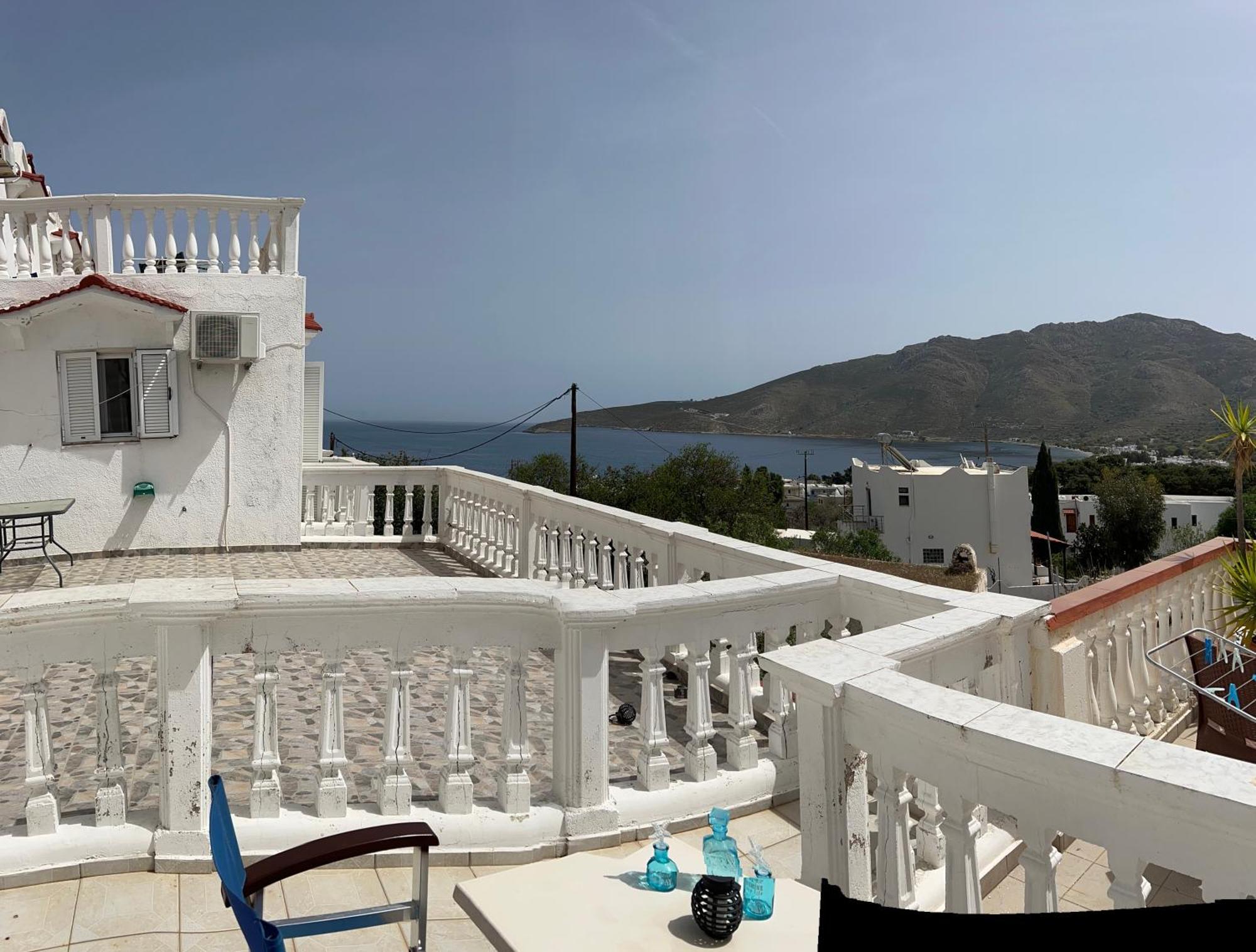 Nikos Studios Livadia  Exterior photo